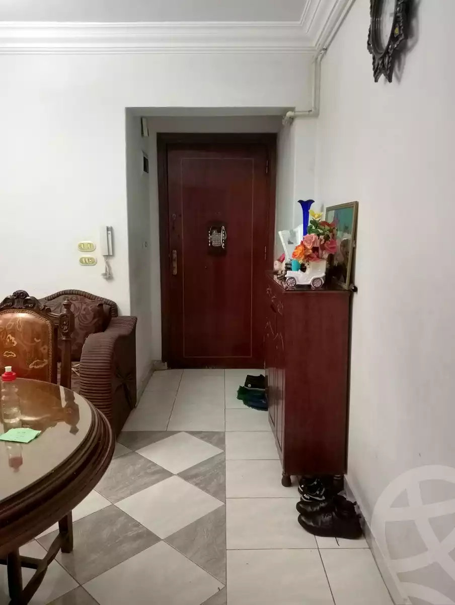 https://aqarmap.com.eg/en/listing/6123329-for-sale-alexandria-camp-cesar-port-said-street