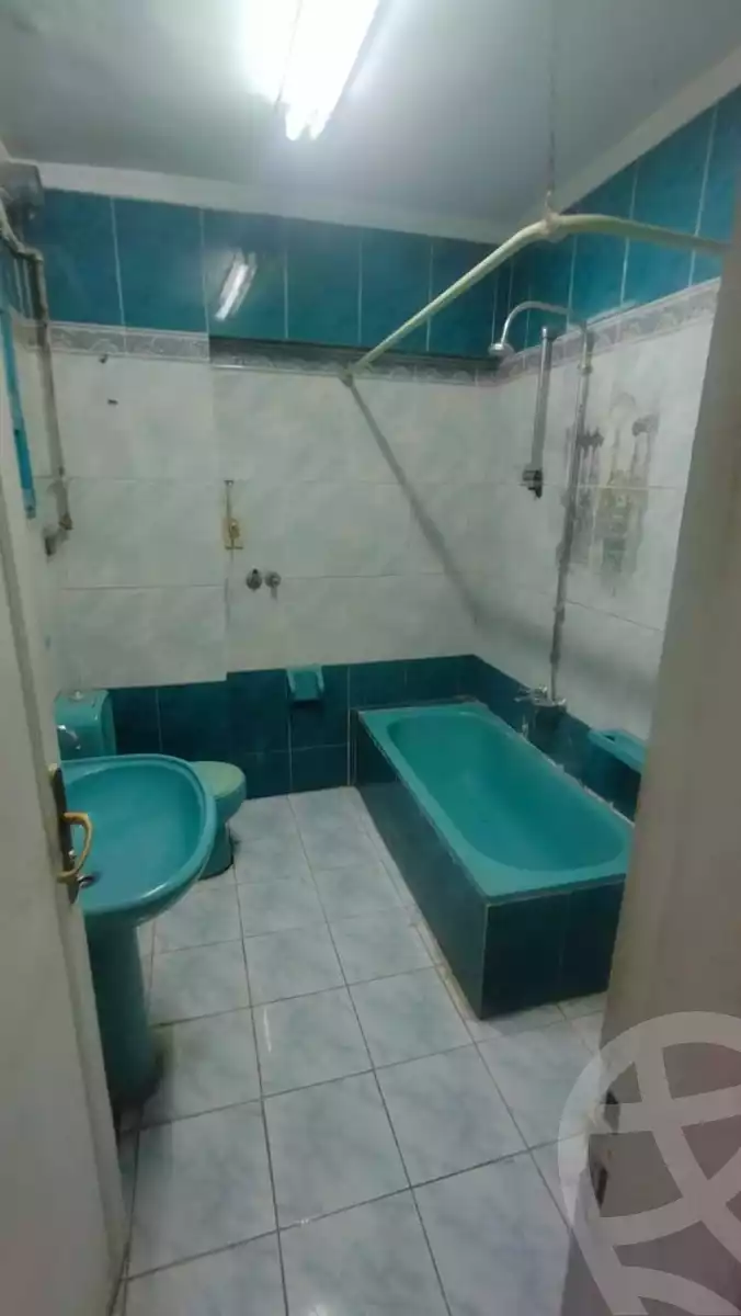https://aqarmap.com.eg/ar/listing/6127965-for-rent-cairo-helwan-helwan-el-sharkeya-abd-el-rahman-pasha-st