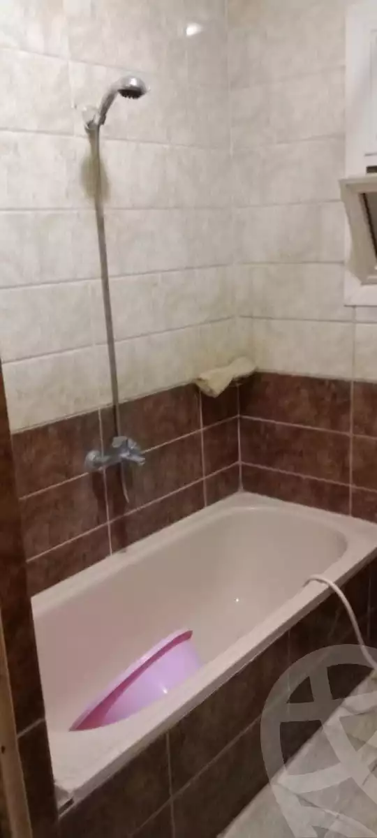 https://aqarmap.com.eg/ar/listing/6128305-for-sale-cairo-ain-shams-ahmed-esmat-st
