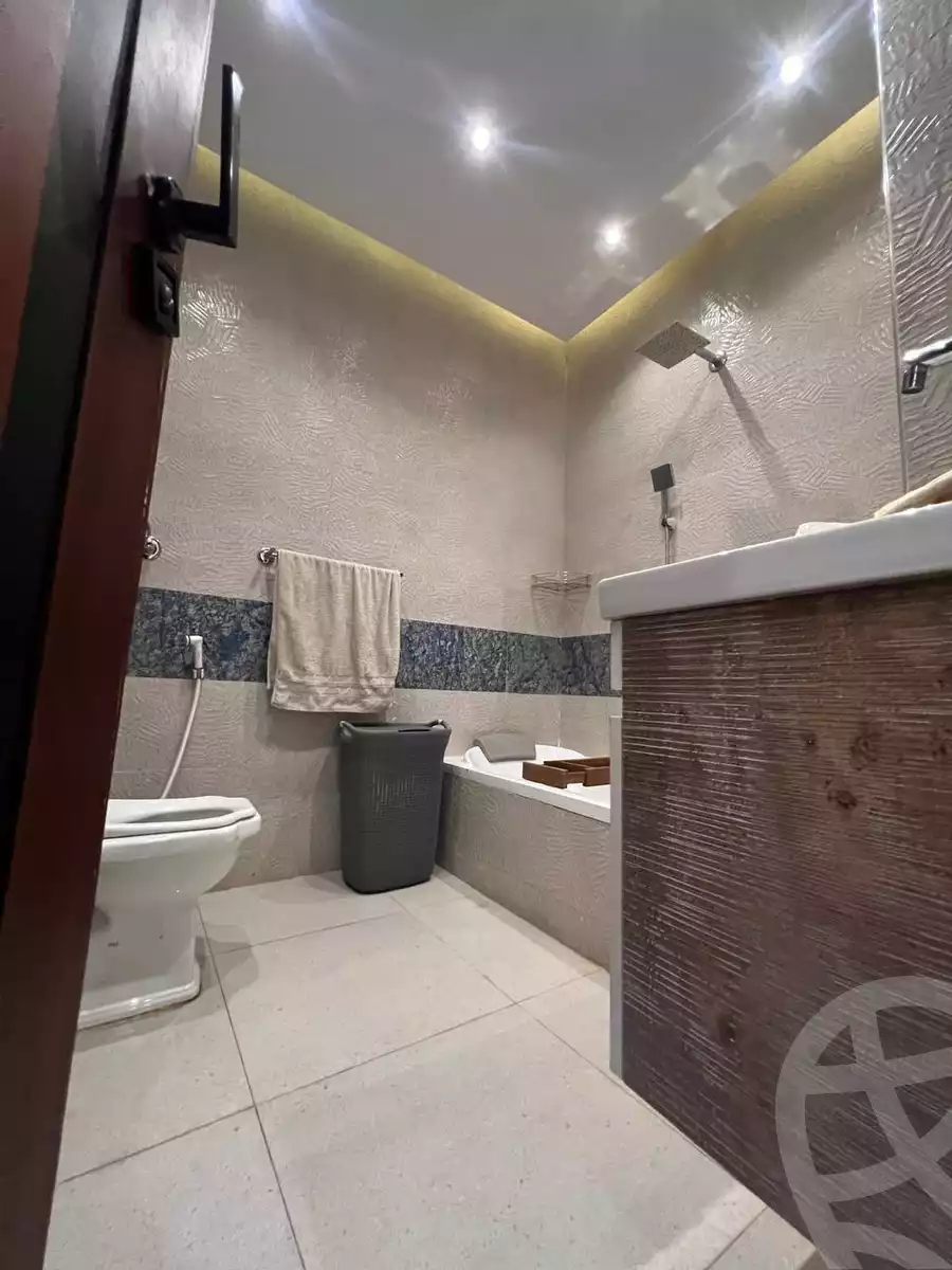 https://aqarmap.com.eg/en/listing/6129895-for-sale-qalyubia-shubra-el-khaima-el-shareaa-el-gadid-st