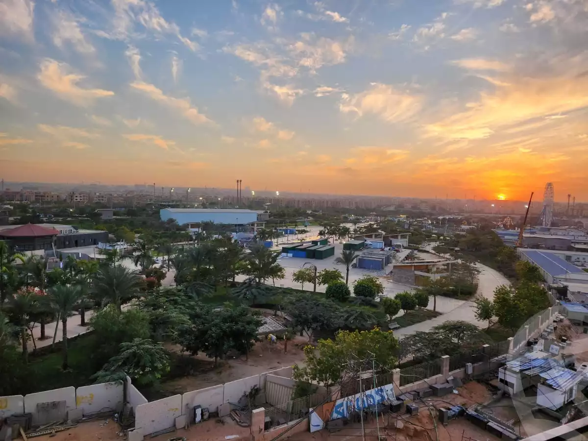 https://aqarmap.com.eg/en/listing/6130312-for-rent-cairo-el-sheikh-zayed-city-compounds-zyd-wr-llttwyr-the-village-views
