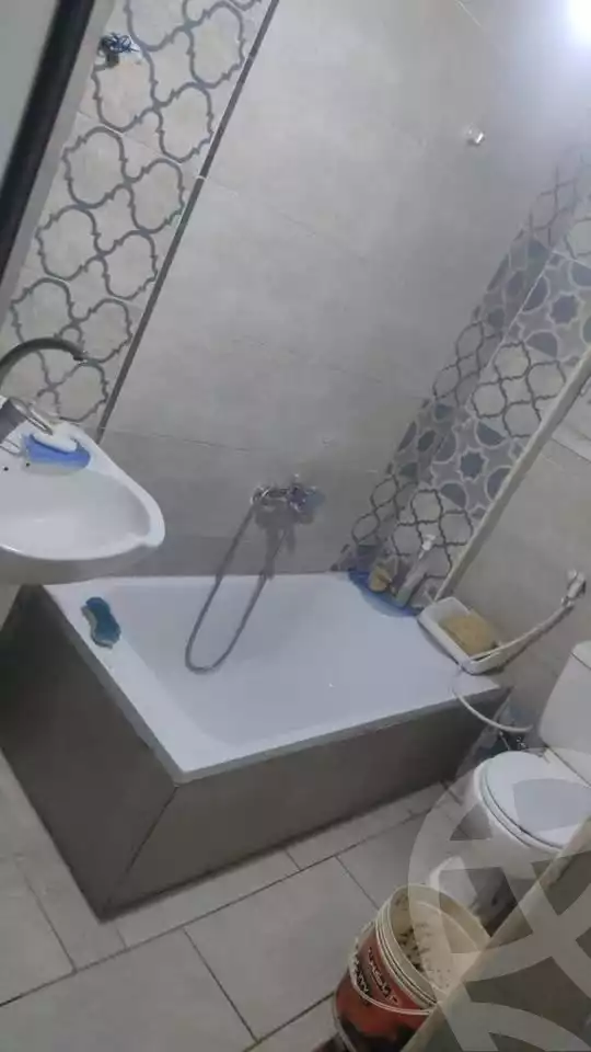 https://aqarmap.com.eg/en/listing/6130346-for-sale-alexandria-moharram-bey-erfan-st