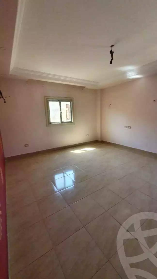 https://aqarmap.com.eg/en/listing/6130588-for-sale-cairo-6th-of-october-el-ahyaa-neighborhood-1st-al-maahad