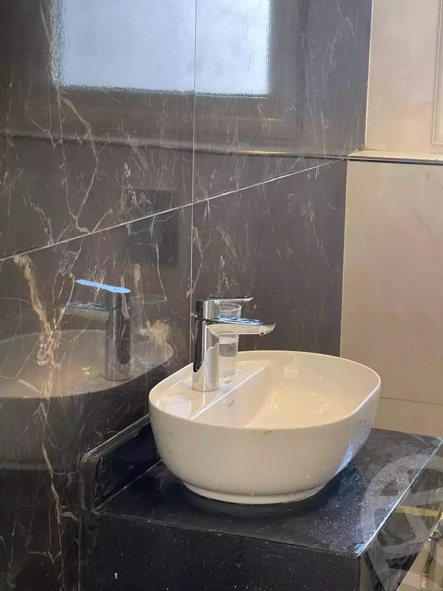 https://aqarmap.com.eg/en/listing/6131047-for-sale-cairo-6th-of-october-el-ahyaa-neighborhood-4th-neighborhood-5