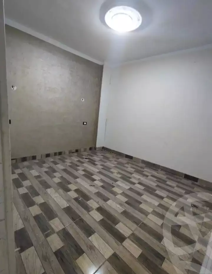 https://aqarmap.com.eg/ar/listing/6131717-for-sale-qalyubia-shubra-el-khaima-om-bayoumi