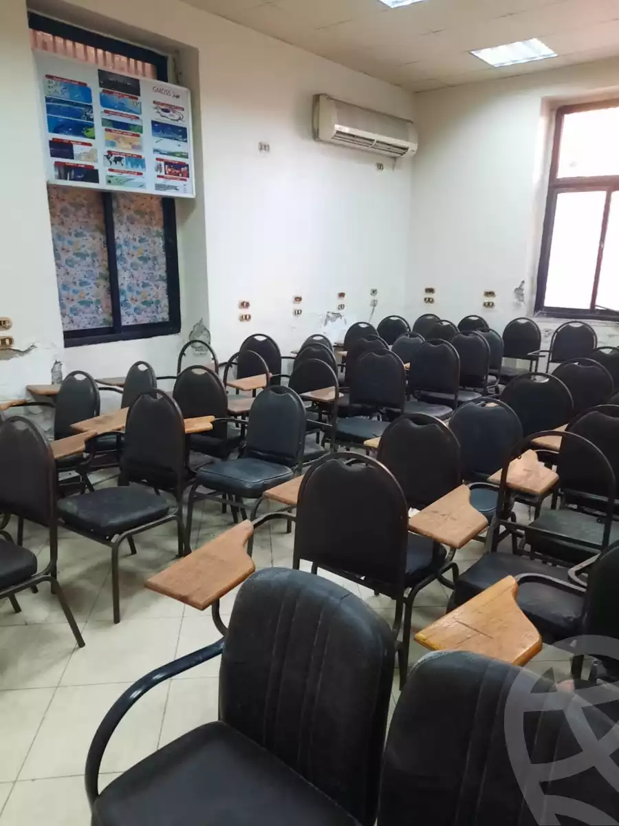 https://aqarmap.com.eg/en/listing/6132481-for-sale-alexandria-l-zryt
