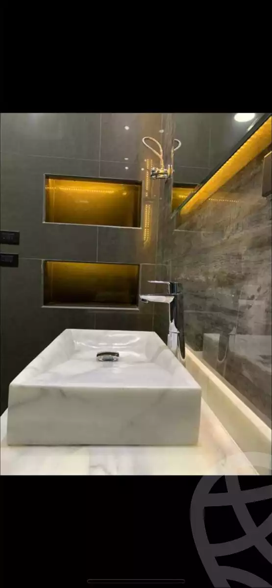 https://aqarmap.com.eg/en/listing/6133013-for-sale-cairo-el-sheikh-zayed-city-compounds-the-courtyard