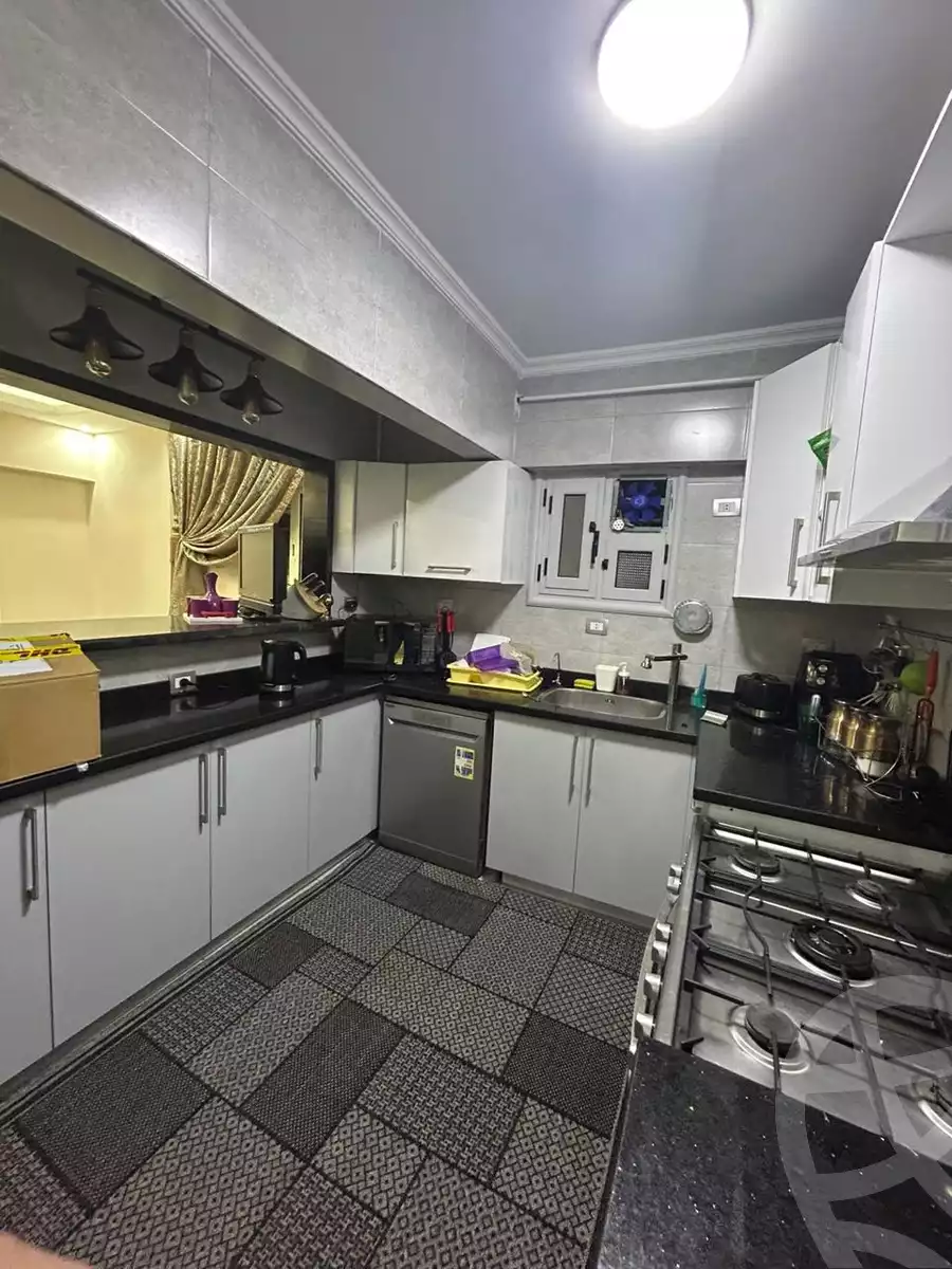 https://aqarmap.com.eg/ar/listing/6134641-for-sale-alexandria-moharram-bey-kanal-al-mahmoudeya-al-bahri-st