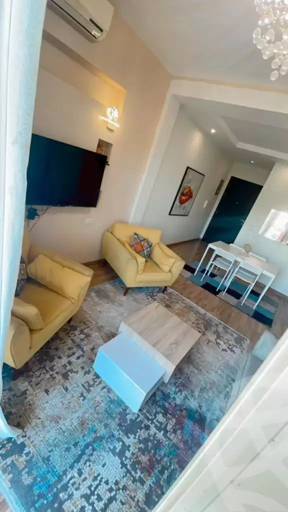 https://aqarmap.com.eg/ar/listing/6135845-for-rent-cairo-el-sheikh-zayed-city-compounds-dh-drys