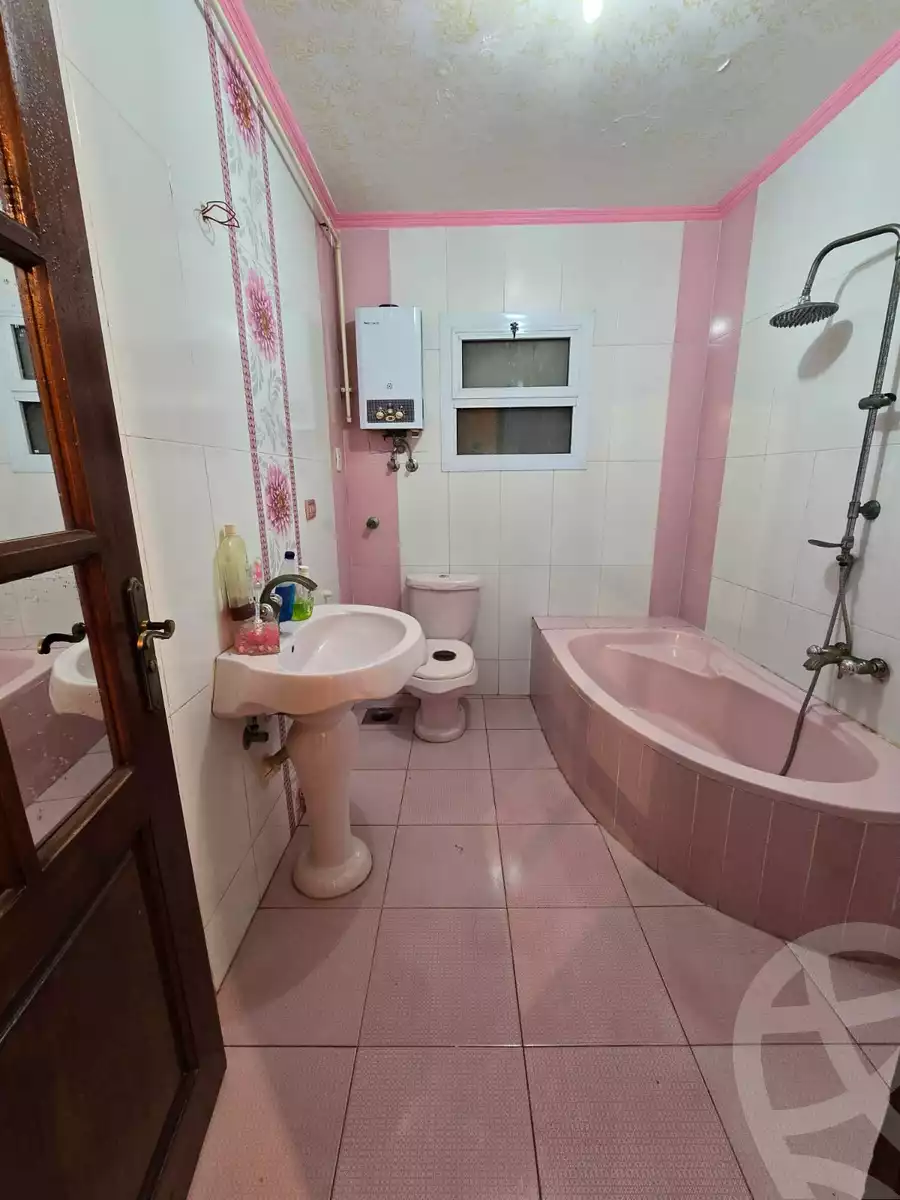 https://aqarmap.com.eg/en/listing/6135814-for-sale-cairo-faisal-el-tawabeq-el-mansheya-st