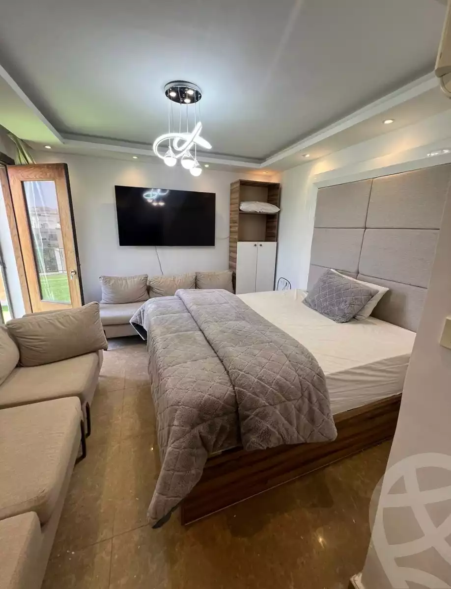 https://aqarmap.com.eg/en/listing/6137096-for-rent-cairo-el-sheikh-zayed-city-compounds-kmbwnd-wyst-twn-swdyk