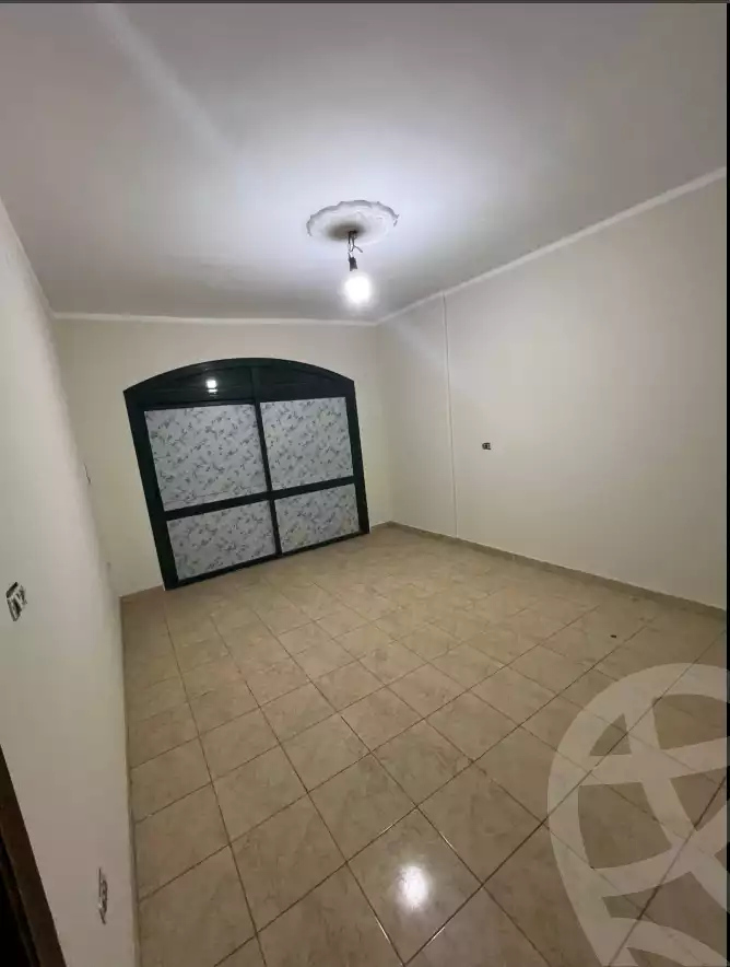 https://aqarmap.com.eg/ar/listing/6137709-for-sale-cairo-helwan-helwan-el-sharkeya-abd-el-rahman-pasha-st