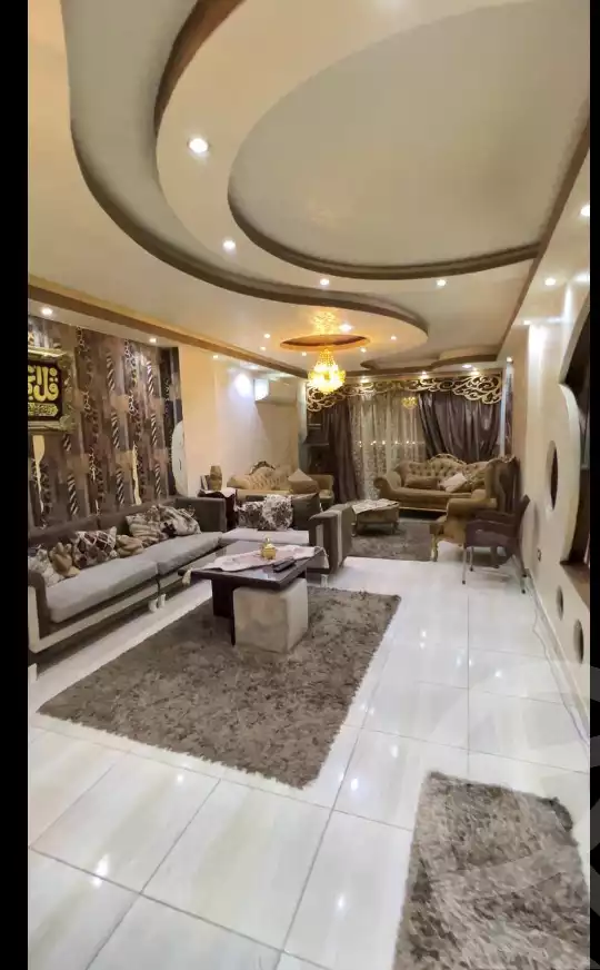 https://aqarmap.com.eg/ar/listing/6139645-for-sale-cairo-ain-shams-jsr-lswys