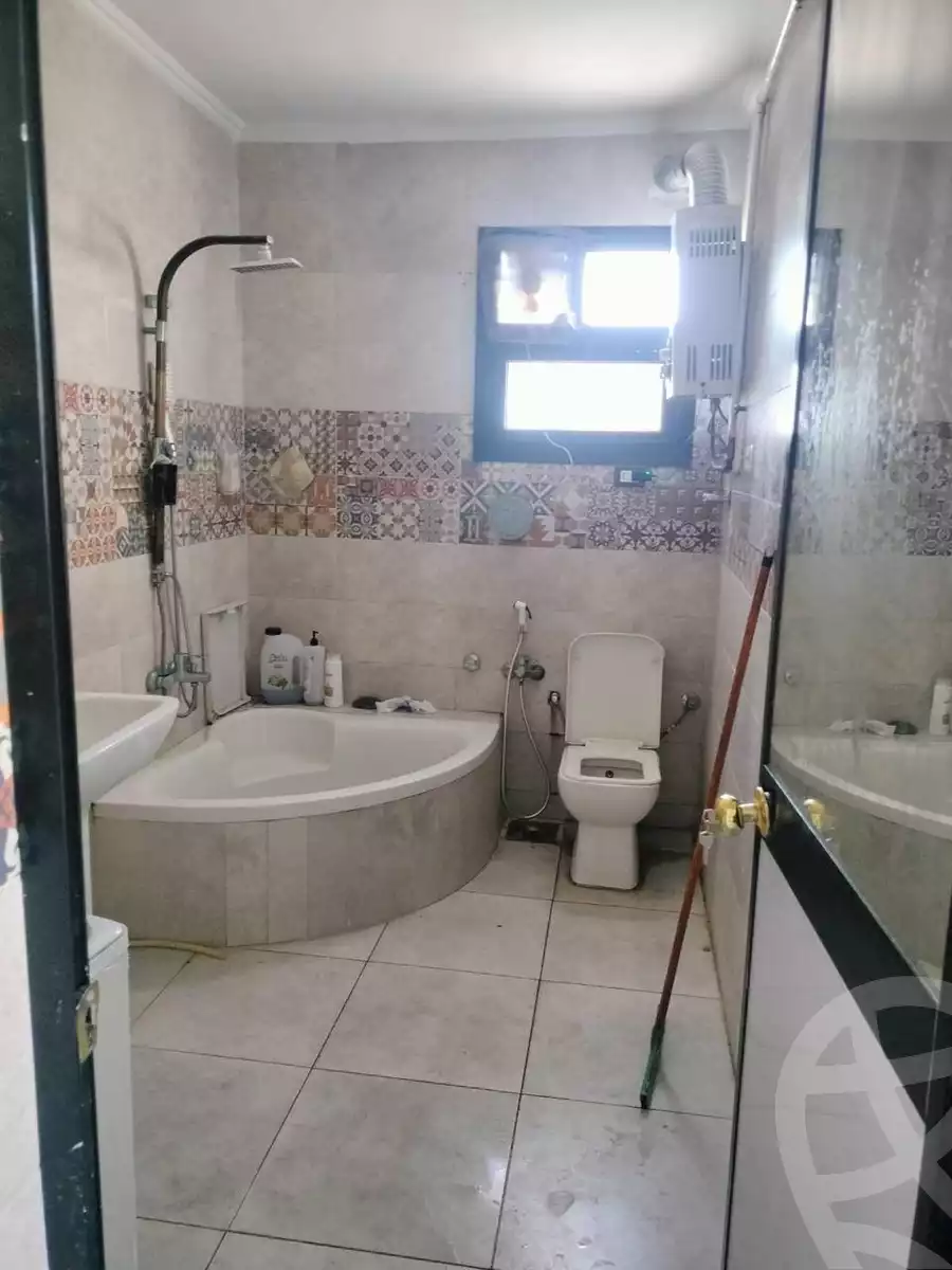 https://aqarmap.com.eg/ar/listing/6140400-for-rent-cairo-helwan-mnshy-yn-hlwn-rael-st