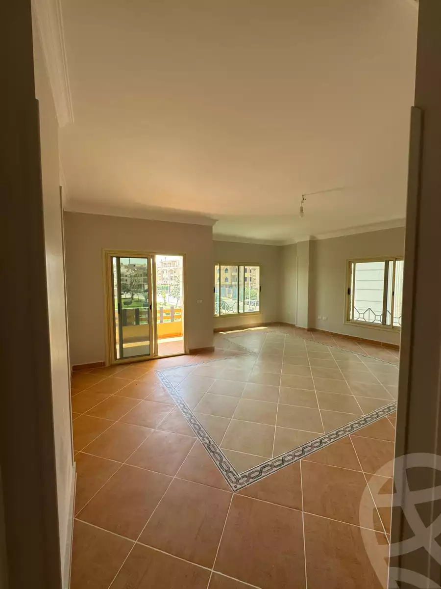 https://aqarmap.com.eg/ar/listing/6140863-for-rent-cairo-new-cairo-el-narges-el-narges-7-yehia-shahin-st