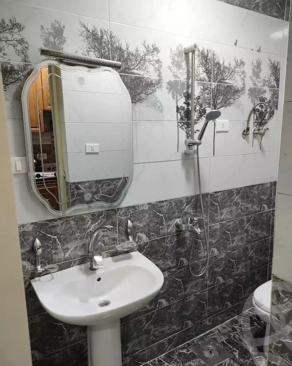 https://aqarmap.com.eg/ar/listing/6141237-for-rent-alexandria-fleming