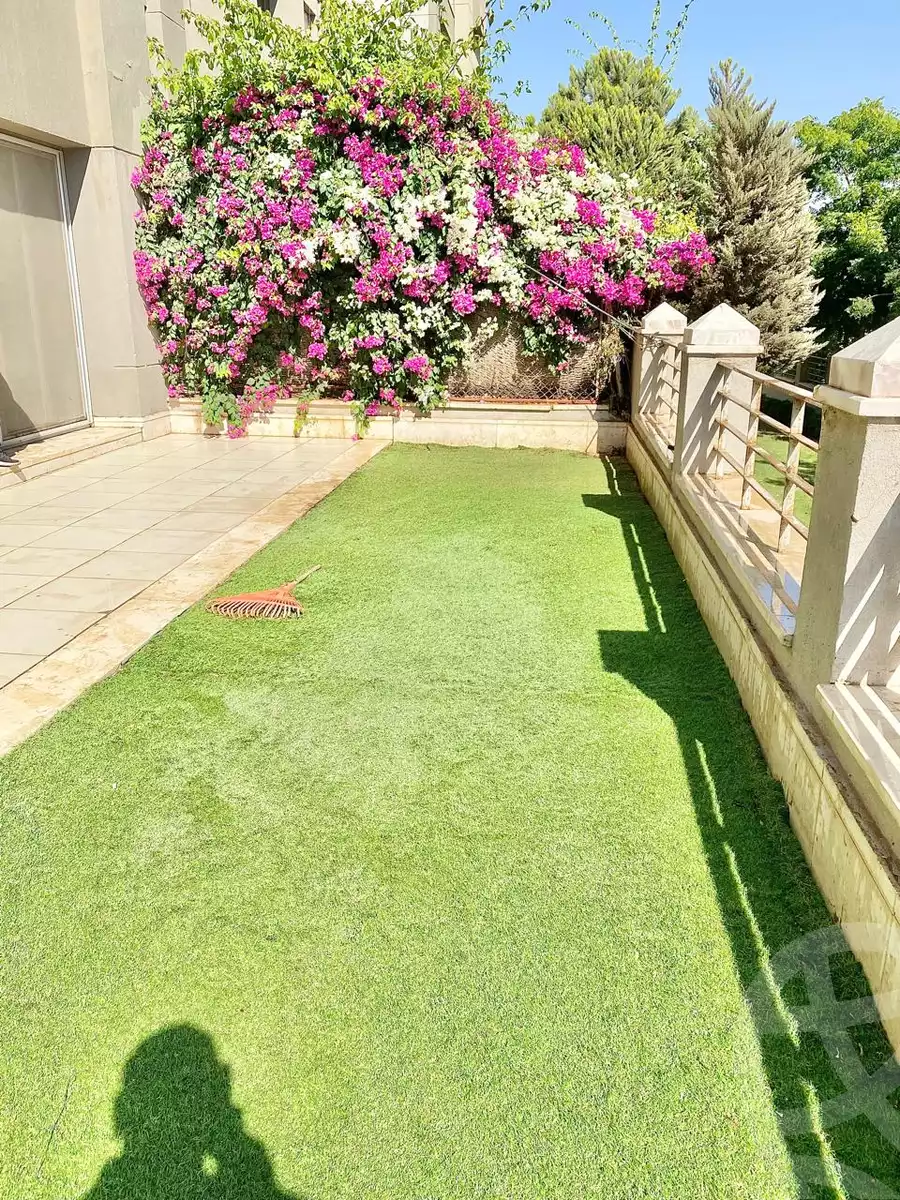 https://aqarmap.com.eg/ar/listing/6141331-for-sale-cairo-new-cairo-compounds-kmbwnd-fyldj-jyt-blm-hylz