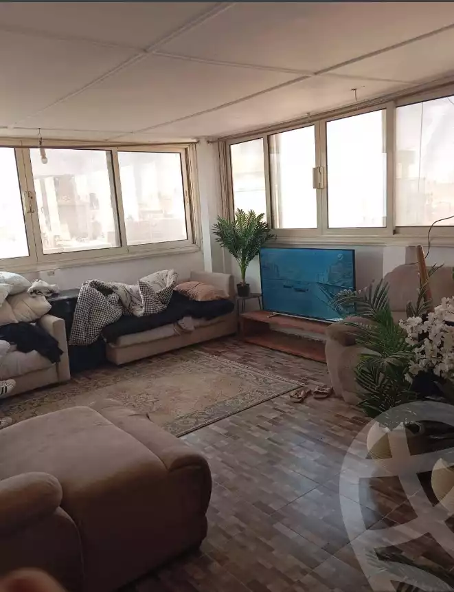 https://aqarmap.com.eg/en/listing/6142221-for-sale-cairo-helwan-hadayek-helwan-el-khashab-canal