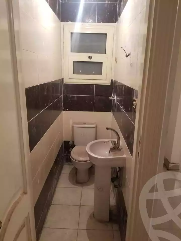 https://aqarmap.com.eg/ar/listing/6142311-for-sale-alexandria-sydy-bshr-sydy-bshr-bhry-shr-mhmwd-l-yswy