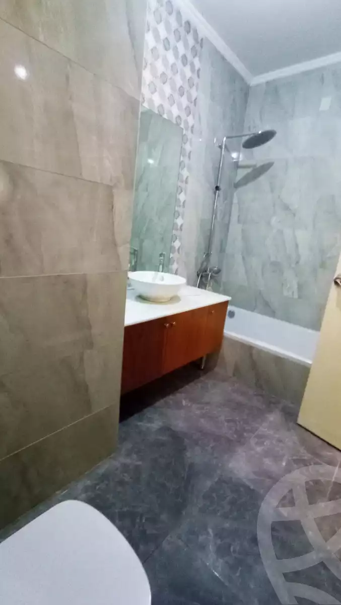 https://aqarmap.com.eg/ar/listing/6143410-for-rent-cairo-heliopolis-heliopolis-square-abd-al-hamid-abou-hief-st