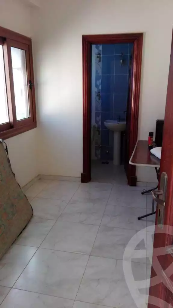 https://aqarmap.com.eg/en/listing/6143454-for-sale-cairo-el-sheikh-zayed-city-compounds-el-yasmeen-compound