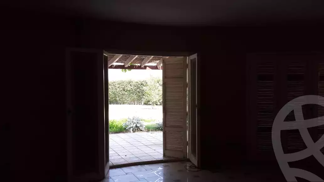 https://aqarmap.com.eg/ar/listing/6143477-for-sale-cairo-el-sheikh-zayed-city-alex-cairo-desert-road-mdyn-sfnks-ljdyd-sandorini