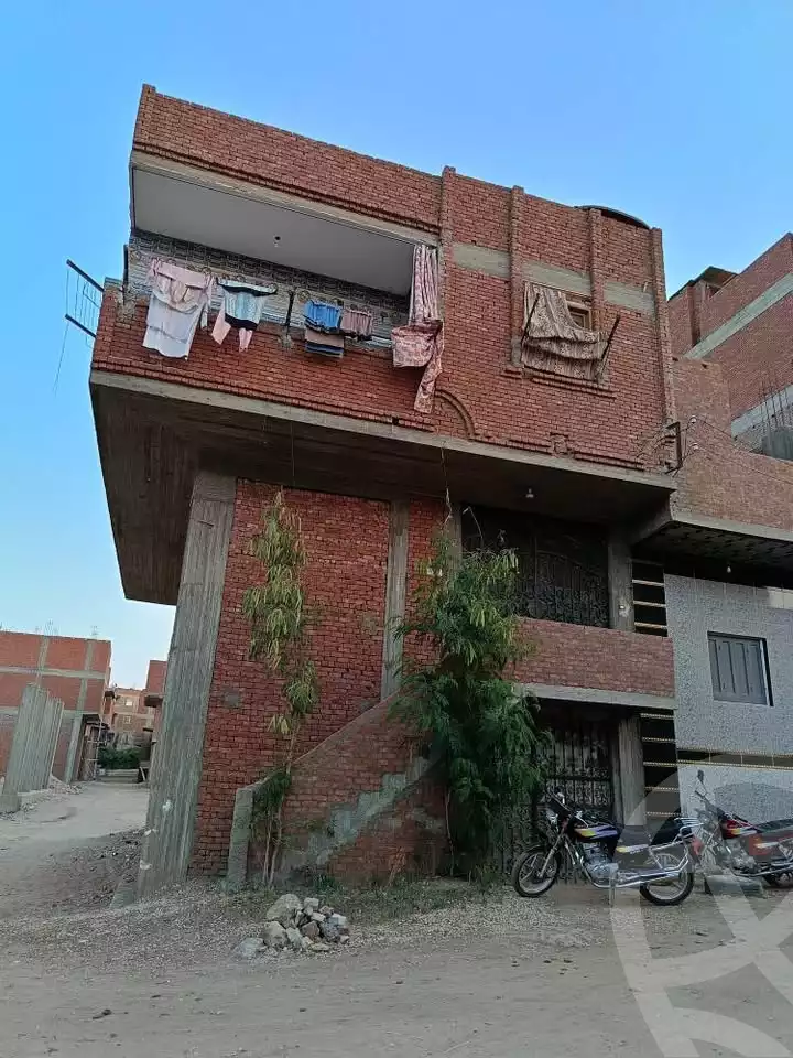 https://aqarmap.com.eg/en/listing/6144151-for-sale-qalyubia-qlioub-zawet-el-ngar