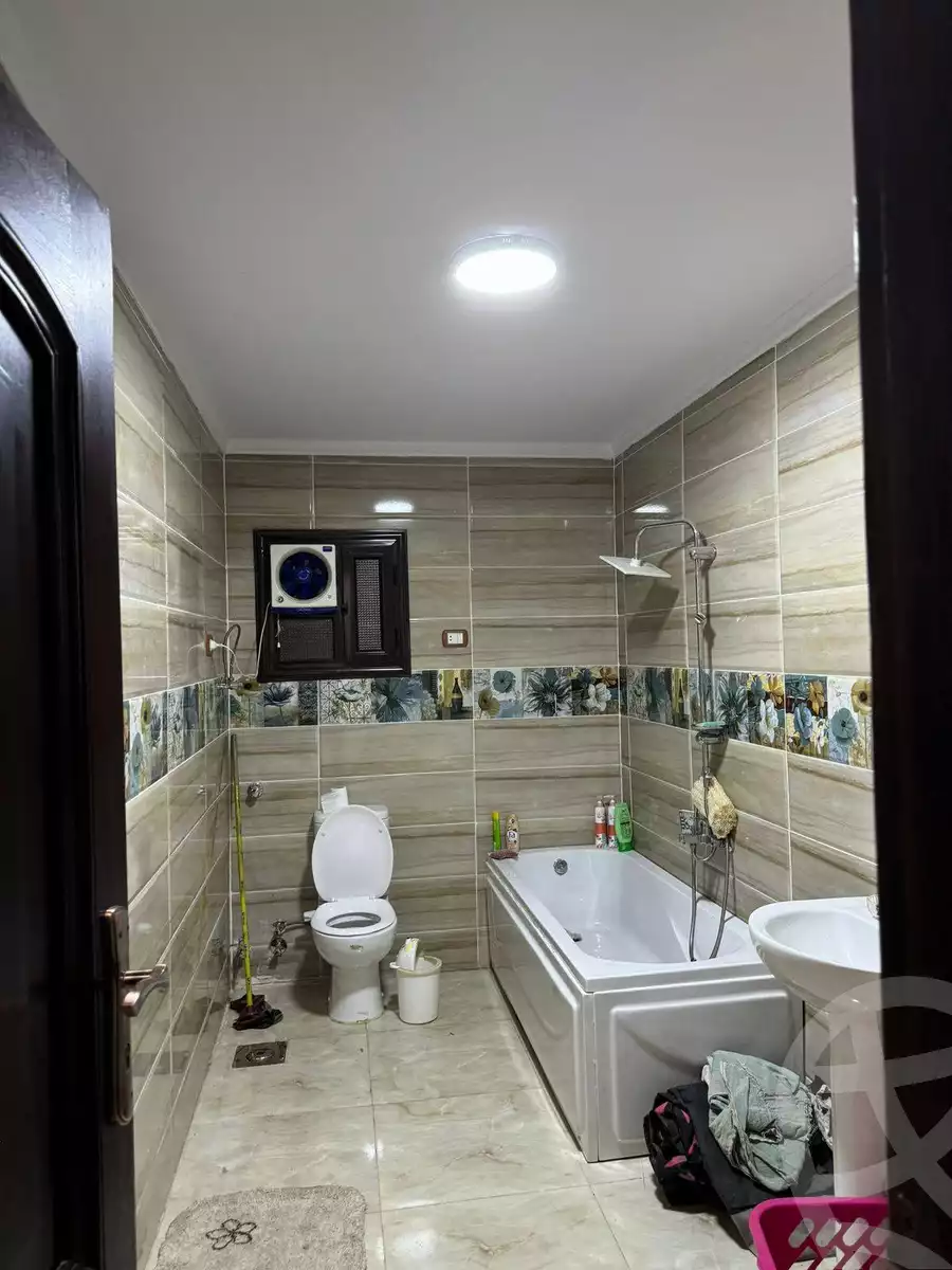 https://aqarmap.com.eg/en/listing/6144553-for-sale-cairo-shoubra-el-sahel-kashkosh-st