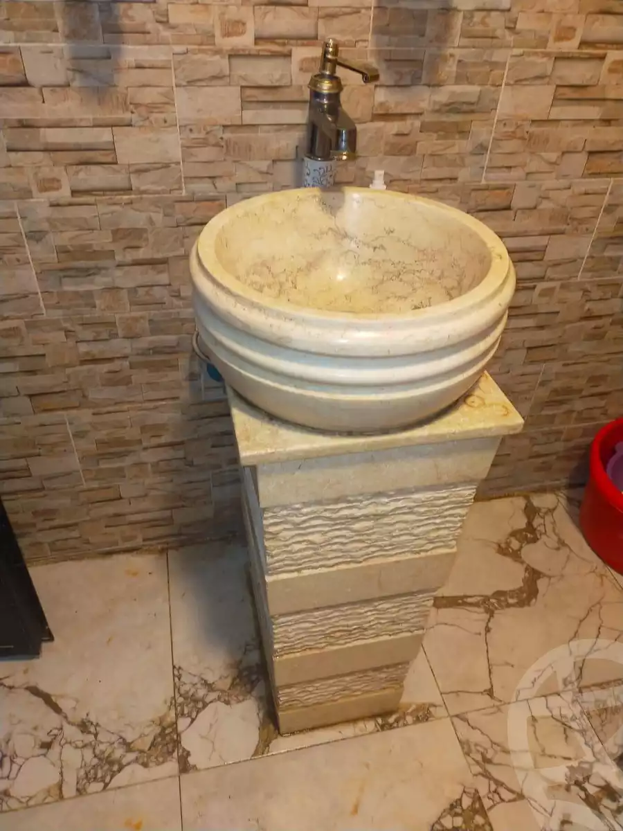 https://aqarmap.com.eg/en/listing/6144987-for-sale-cairo-ain-shams-ain-shams-el-sharkia-el-eshrein-stt