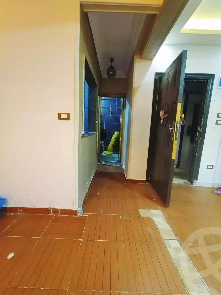 https://aqarmap.com.eg/ar/listing/6145616-for-sale-alexandria-bahray-el-anfoshy-taher-bek-st