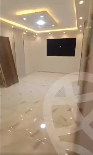 https://aqarmap.com.eg/ar/listing/6147129-for-sale-cairo-helwan-hadayek-helwan-el-khashab-canal