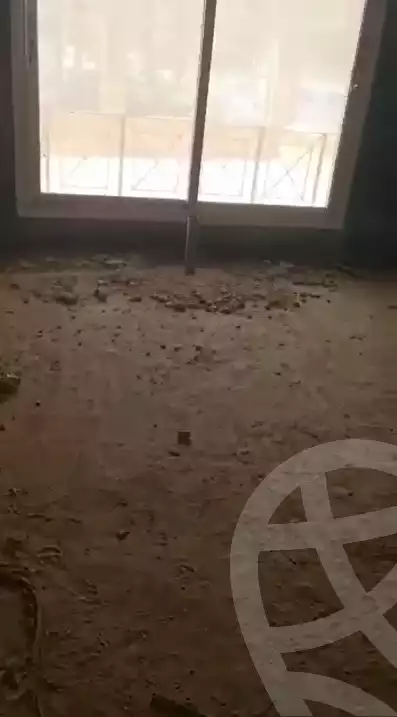 https://aqarmap.com.eg/ar/listing/6147687-for-sale-cairo-el-sheikh-zayed-city-compounds-royal-meadows