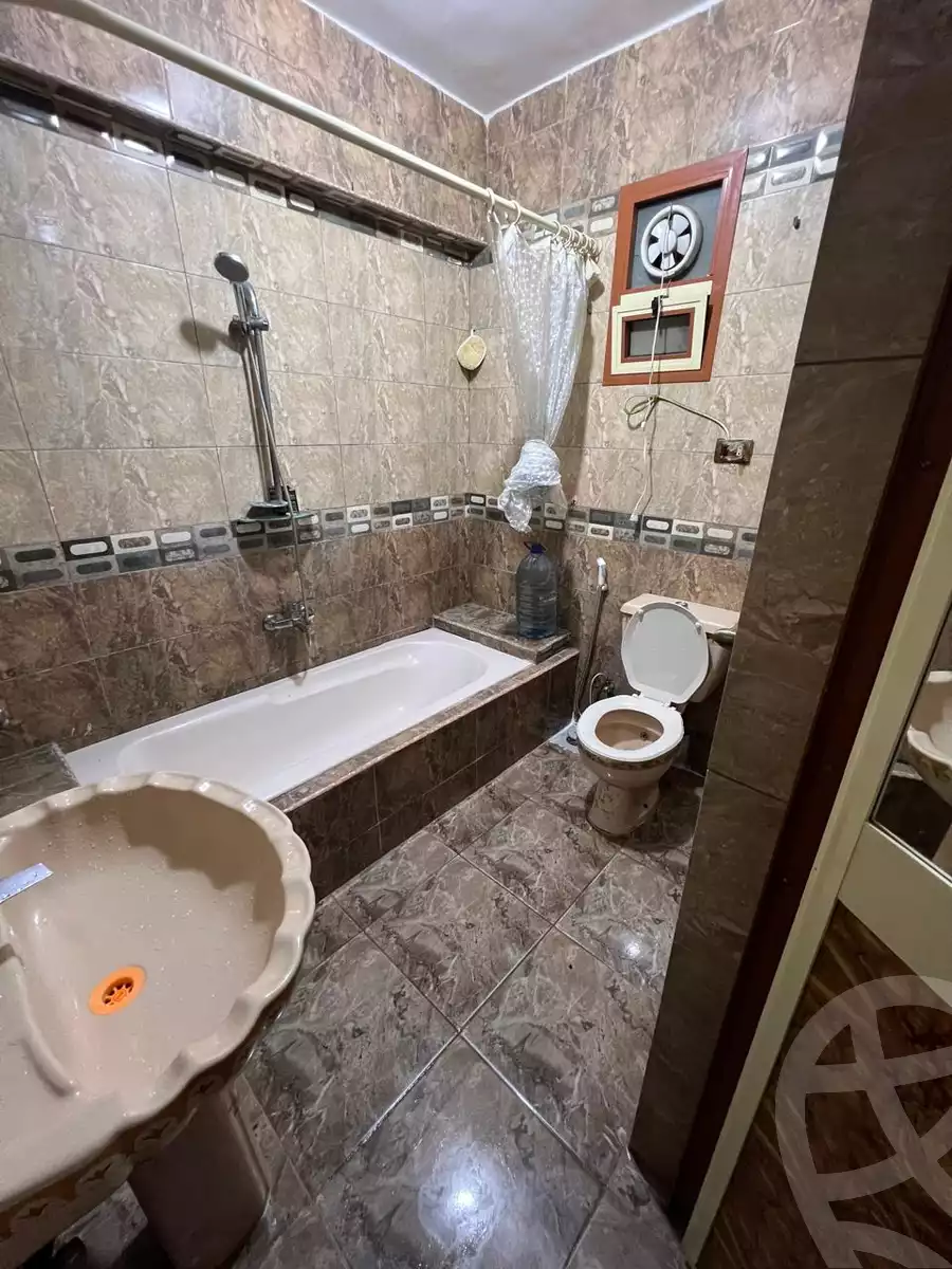 https://aqarmap.com.eg/en/listing/6147977-for-rent-alexandria-smouha-el-nasr-st