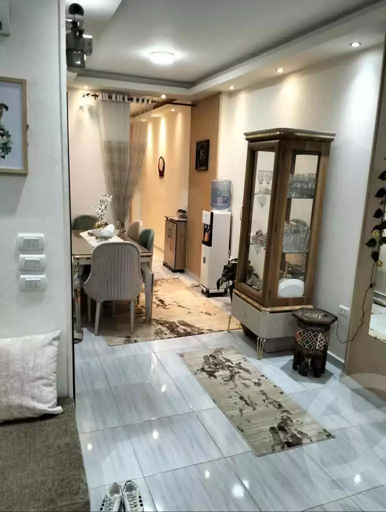 https://aqarmap.com.eg/en/listing/6150674-for-sale-cairo-helwan-hadayek-helwan-nile-corniche-st