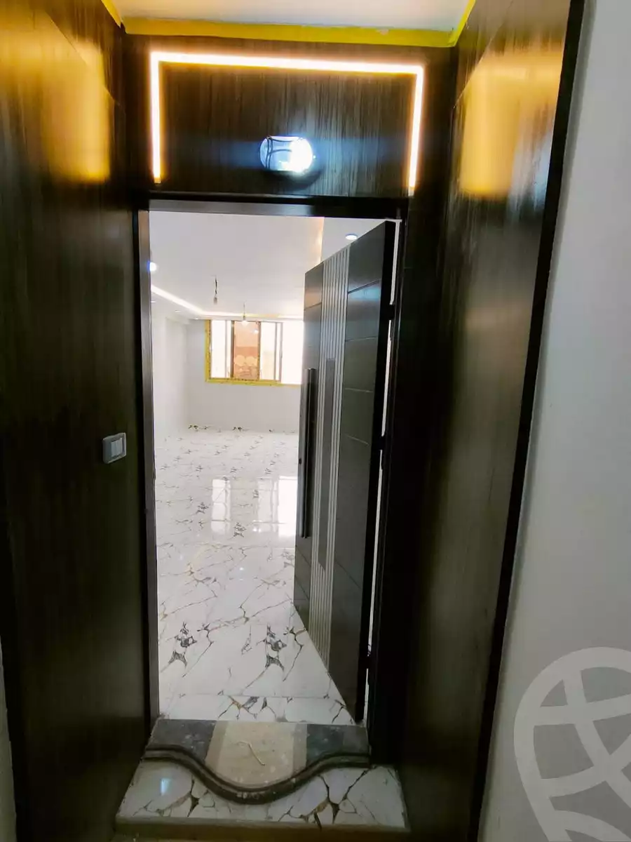 https://aqarmap.com.eg/ar/listing/6150880-for-sale-cairo-helwan-hadayek-helwan-el-eshrein-st