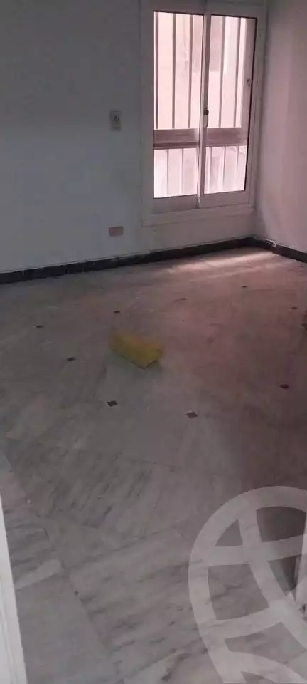 https://aqarmap.com.eg/en/listing/6151304-for-rent-alexandria-ganaklis