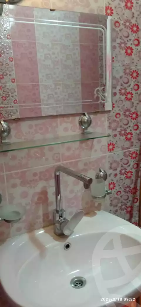 https://aqarmap.com.eg/en/listing/6151316-for-rent-cairo-new-cairo-ganob-el-akadamiya-south-academy-g-hussein-sirri-st