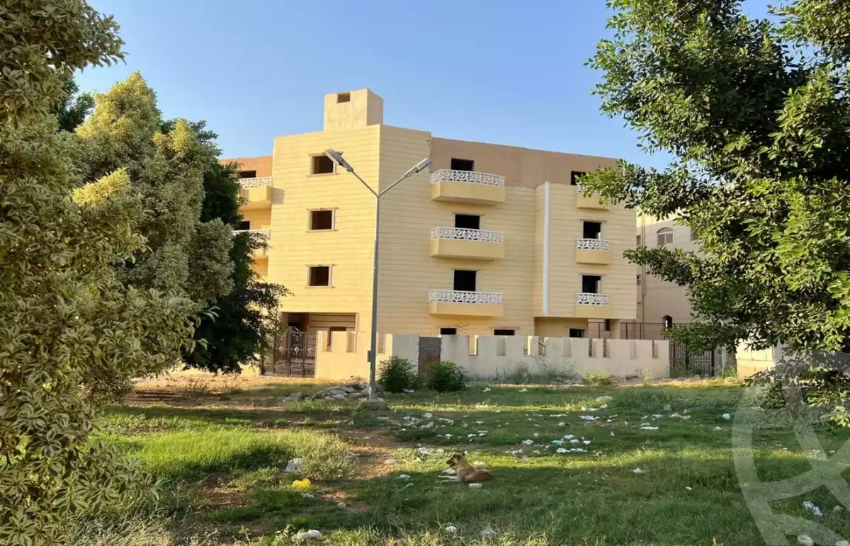 https://aqarmap.com.eg/en/listing/6151814-for-sale-cairo-el-shorouk-lhy-lthlth-grb-iskan-fakher