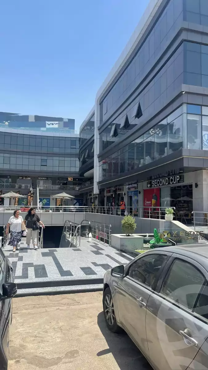 https://aqarmap.com.eg/en/listing/6152630-for-sale-cairo-new-cairo-compounds-x-mall-x-estate