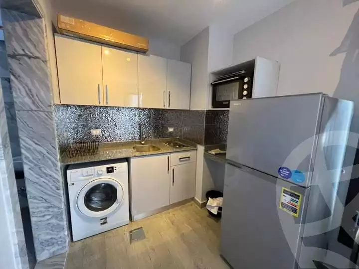 https://aqarmap.com.eg/ar/listing/6137074-for-rent-cairo-el-sheikh-zayed-city-compounds-kmbwnd-wyst-twn-swdyk