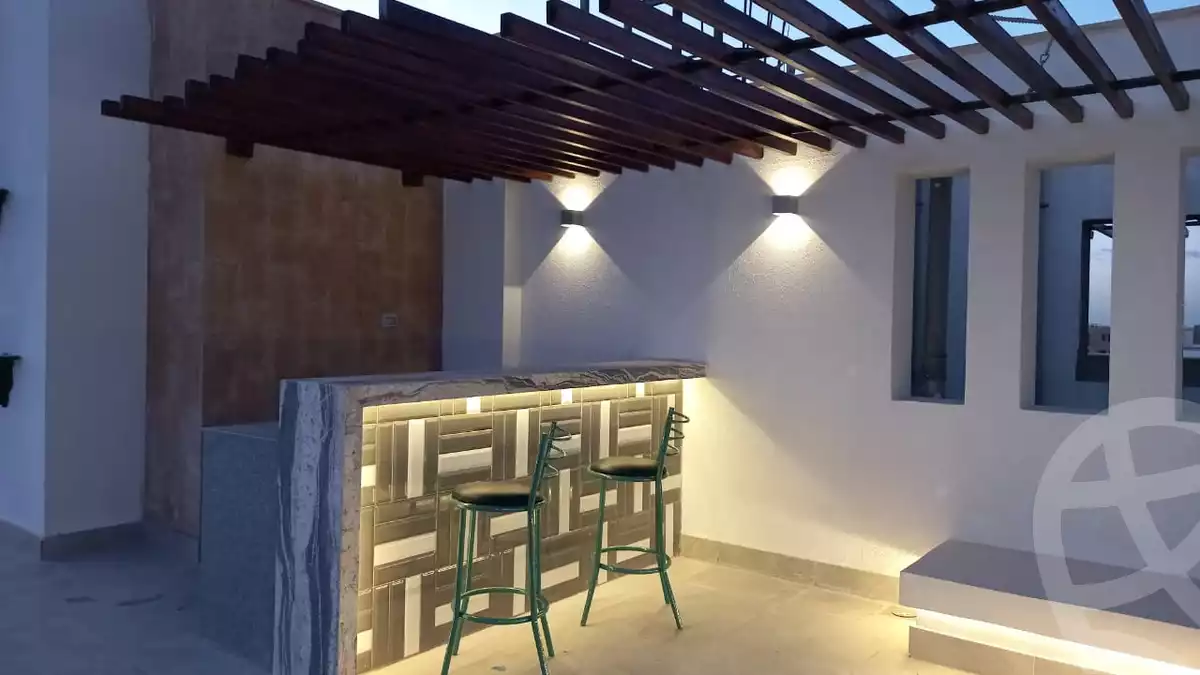 https://aqarmap.com.eg/ar/listing/6137074-for-rent-cairo-el-sheikh-zayed-city-compounds-kmbwnd-wyst-twn-swdyk