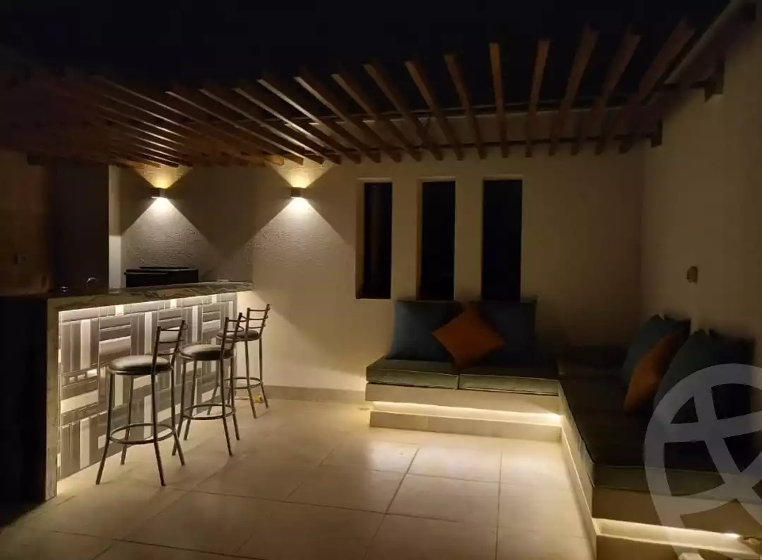 https://aqarmap.com.eg/ar/listing/6137074-for-rent-cairo-el-sheikh-zayed-city-compounds-kmbwnd-wyst-twn-swdyk