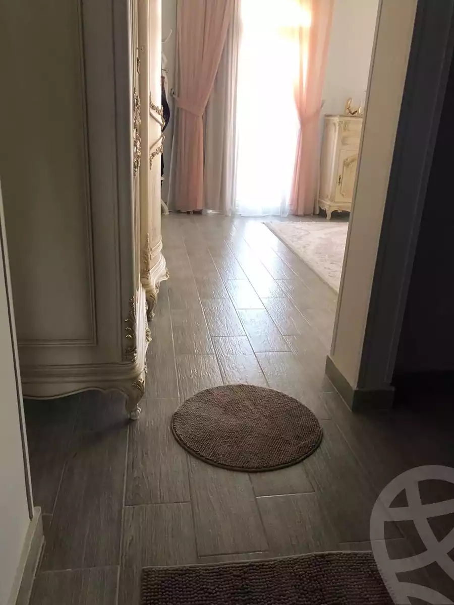 https://aqarmap.com.eg/en/listing/6152938-for-sale-cairo-el-sheikh-zayed-city-el-hay-el-thaleth-ashaer