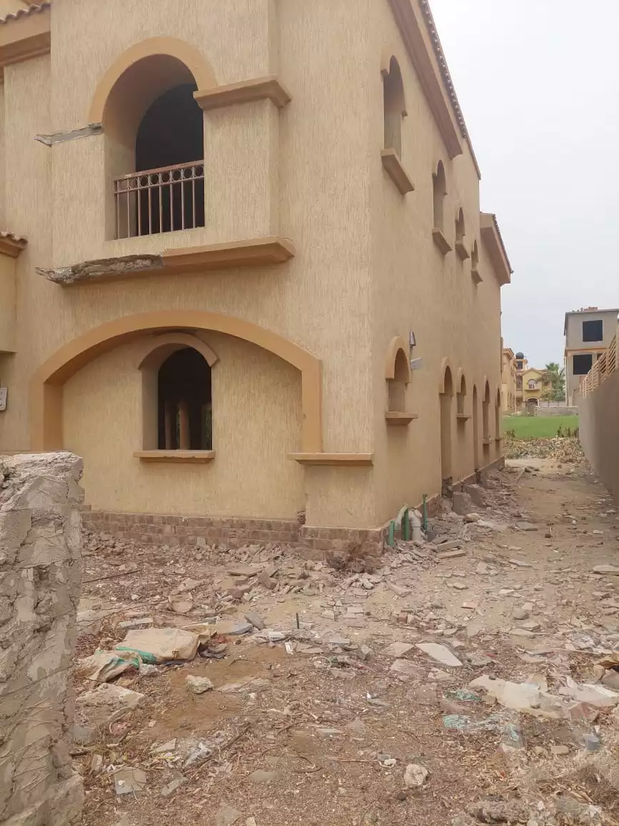 https://aqarmap.com.eg/ar/listing/6153343-for-sale-cairo-new-cairo-lrhb-city-mtdd-lrhb-phase-7
