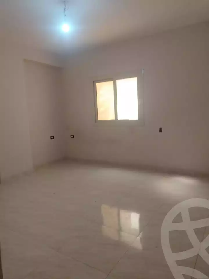 https://aqarmap.com.eg/ar/listing/6150304-for-rent-qalyubia-shubra-el-khaima-el-shareaa-el-gadid-st