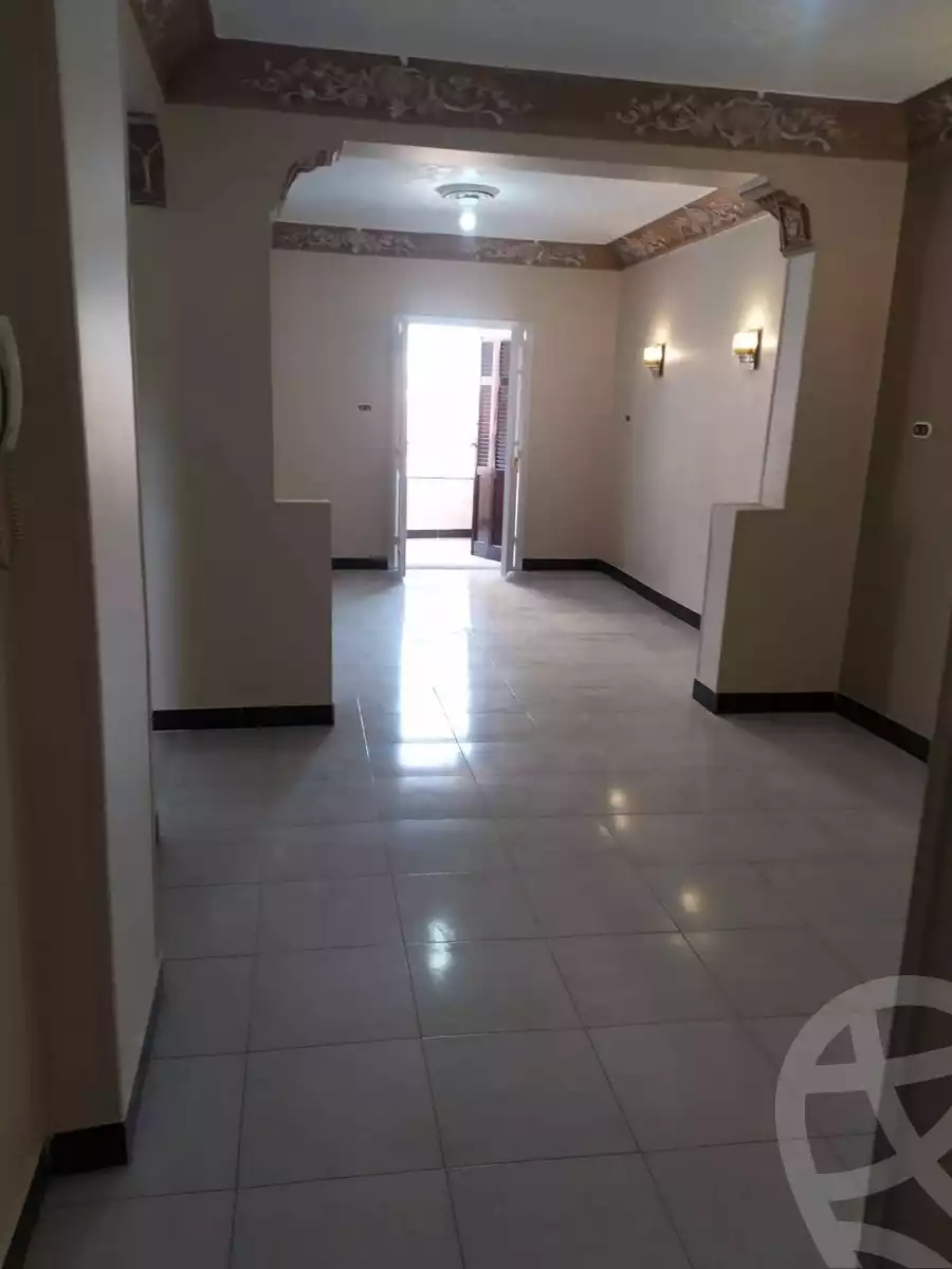https://aqarmap.com.eg/en/listing/6153613-for-sale-monufia-shibin-el-kom-shr-ljl-lbhry