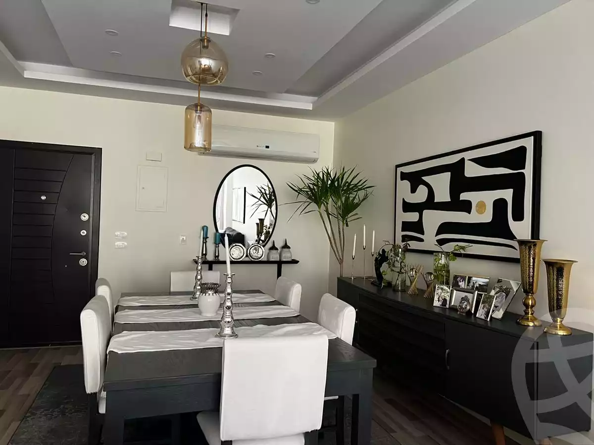 https://aqarmap.com.eg/en/listing/6153796-for-sale-cairo-el-sheikh-zayed-city-el-hay-elsabeaa-lsf