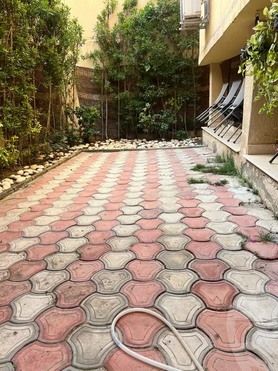 https://aqarmap.com.eg/en/listing/6153796-for-sale-cairo-el-sheikh-zayed-city-el-hay-elsabeaa-lsf