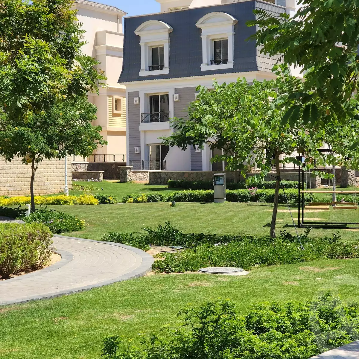 https://aqarmap.com.eg/ar/listing/6153849-for-sale-cairo-6th-of-october-compounds-mountain-view-chillout-park-mountain-view-lakeside