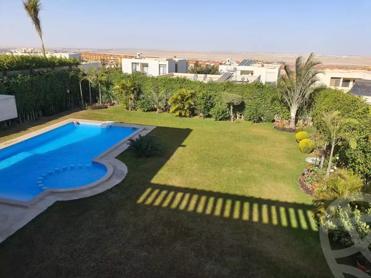 https://aqarmap.com.eg/ar/listing/6153963-for-sale-cairo-el-sheikh-zayed-city-compounds-kmbwnd-ljry-swdyk